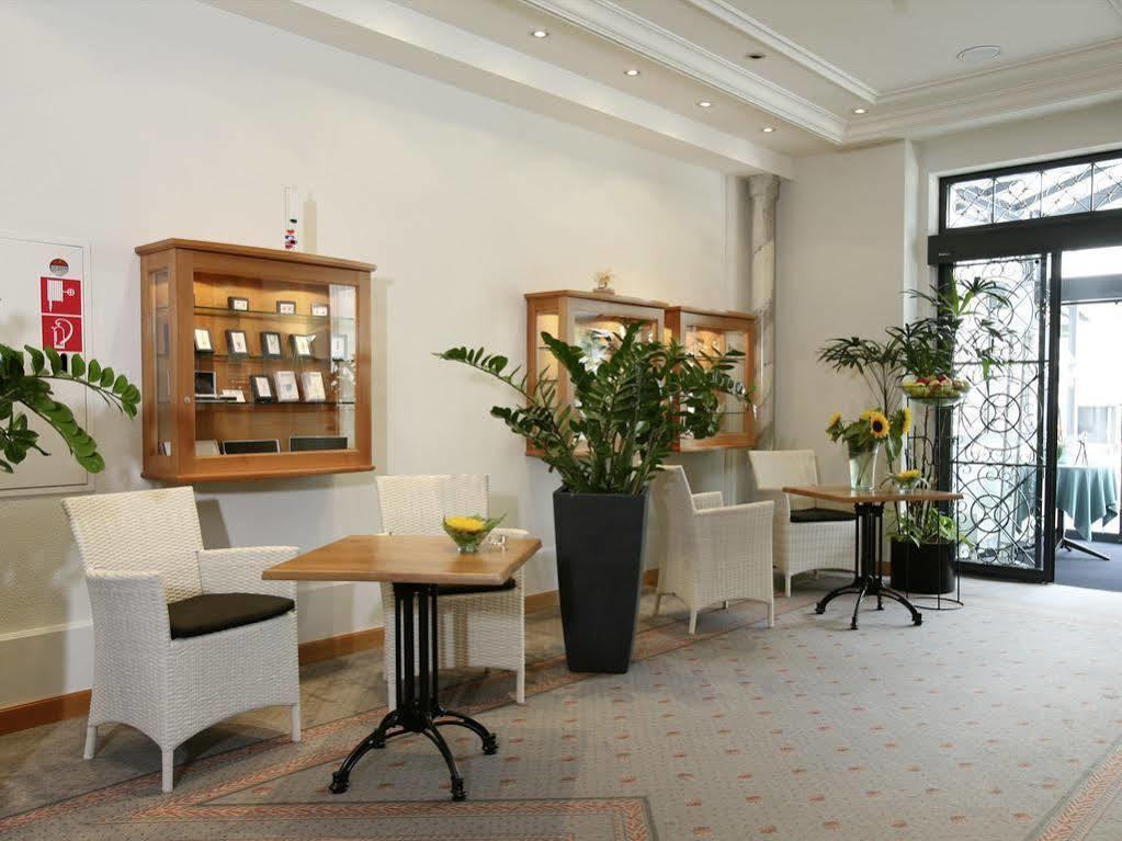 Winkelried Am Hotel 4*